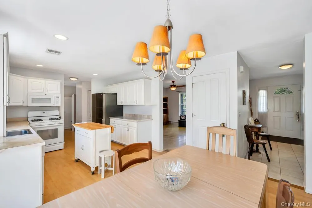 32 Prince Road Rocky Point, NY 11778