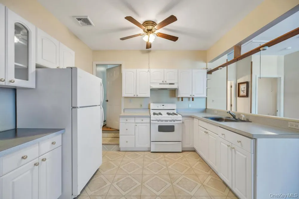 32 Prince Road Rocky Point, NY 11778