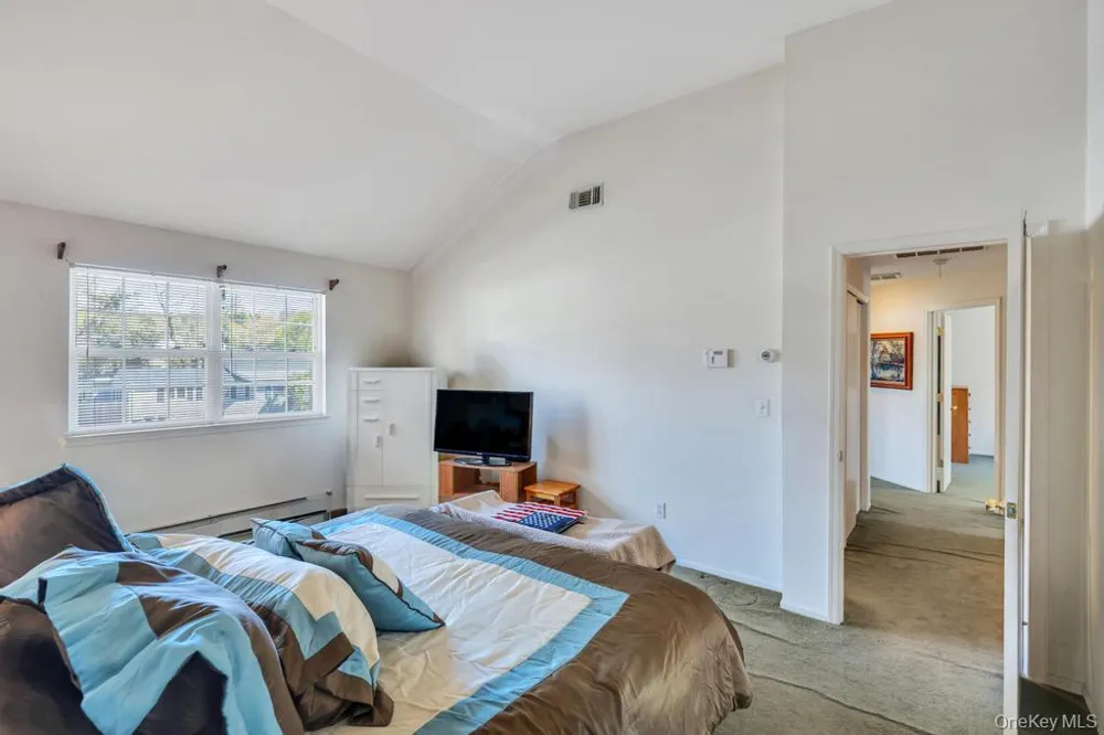 32 Prince Road Rocky Point, NY 11778