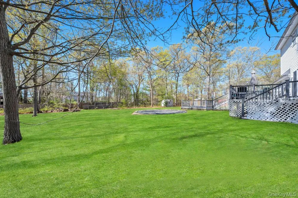 32 Prince Road Rocky Point, NY 11778