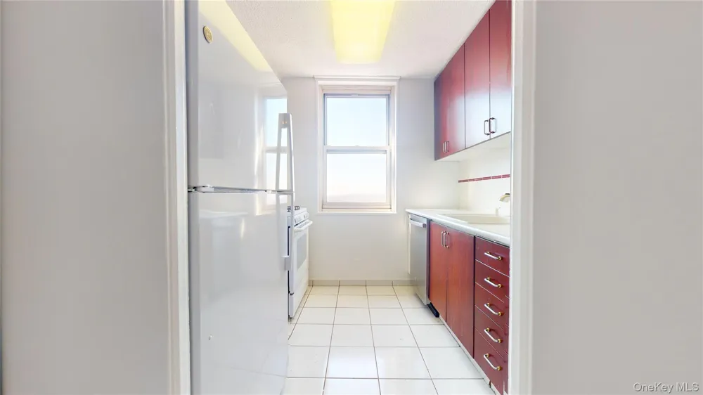 118-17 Union Turnpike #15F Forest Hills, NY 11375
