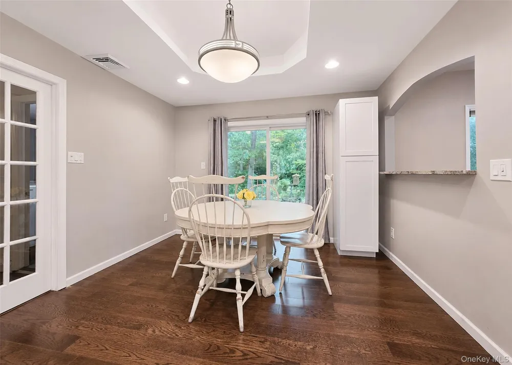 19 Pennaquid Road Coram, NY 11727