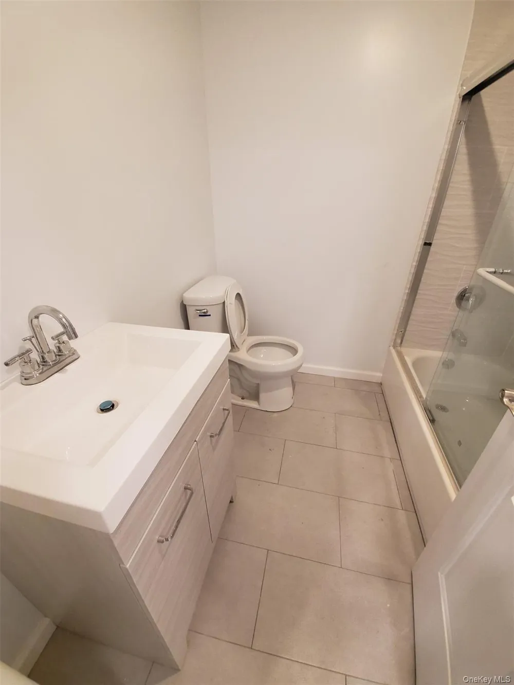 81-18 138th Street #3 Jamaica, NY 11435