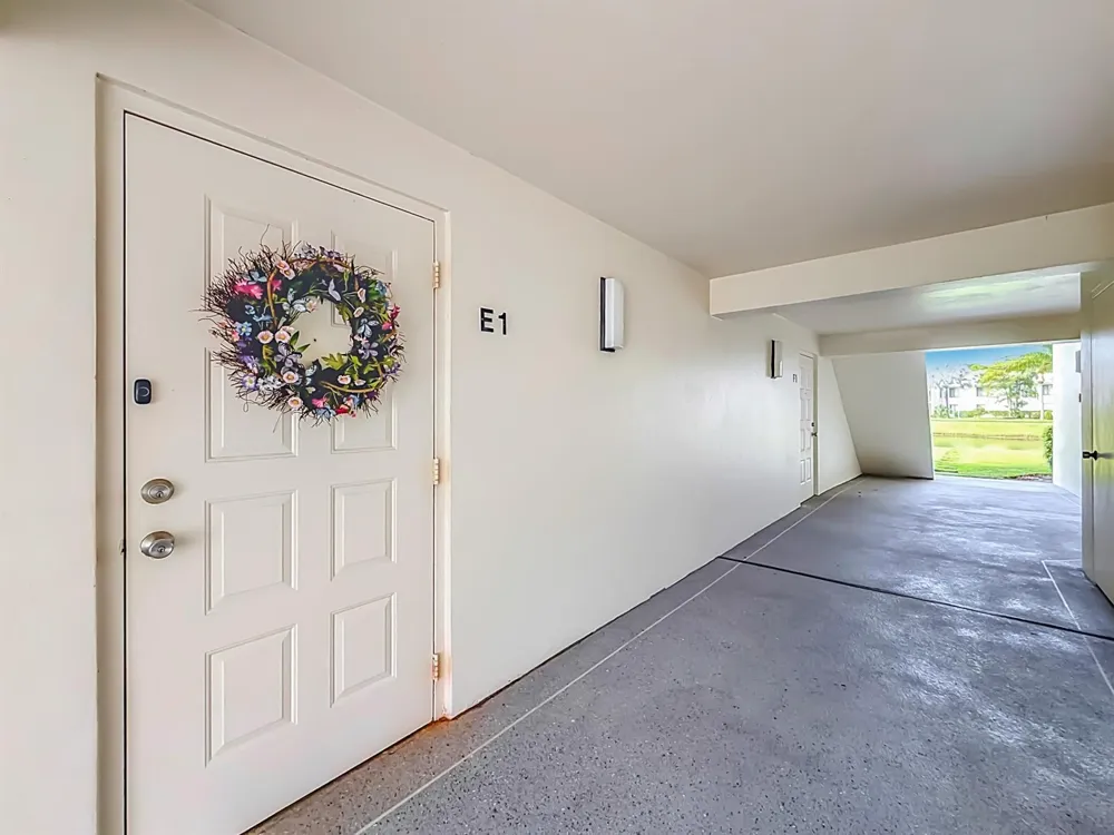 1104 GREEN PINE #E1 West Palm Beach, FL 33409