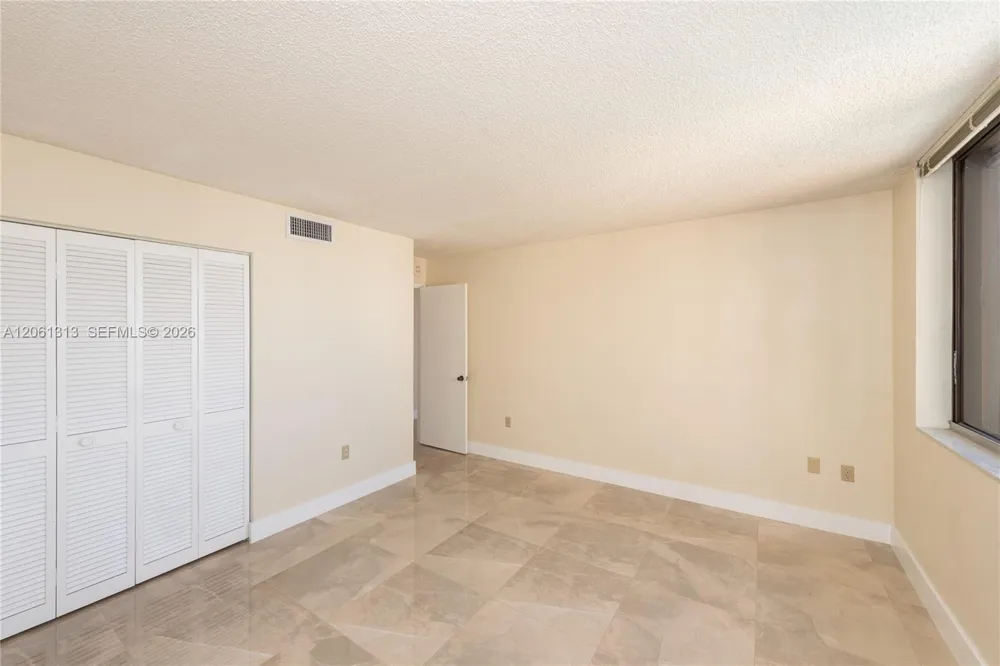 600 Biltmore Way #1014 Coral Gables, FL 33134