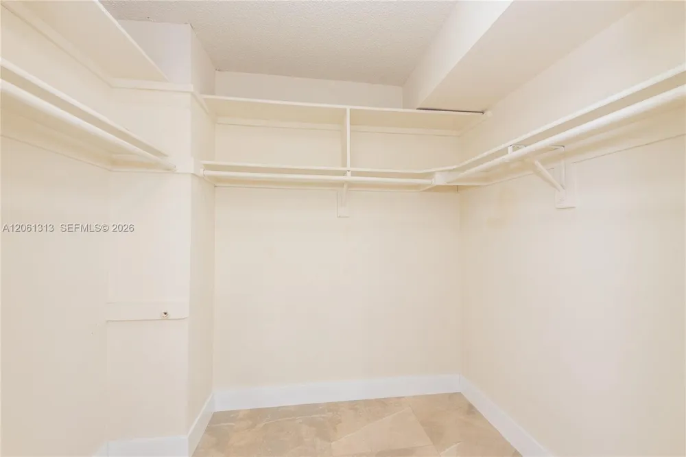 600 Biltmore Way #1014 Coral Gables, FL 33134