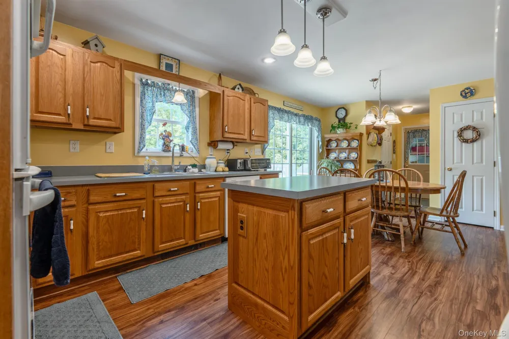 188 Rogers Street Ulster Park, NY 12487