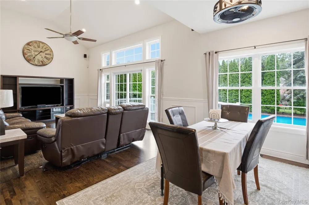 4 Wood Hollow Drive Westhampton, NY 11977