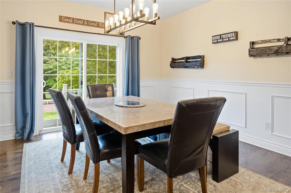4 Wood Hollow Drive Westhampton, NY 11977