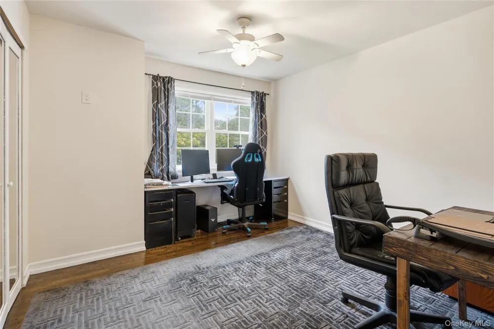4 Wood Hollow Drive Westhampton, NY 11977