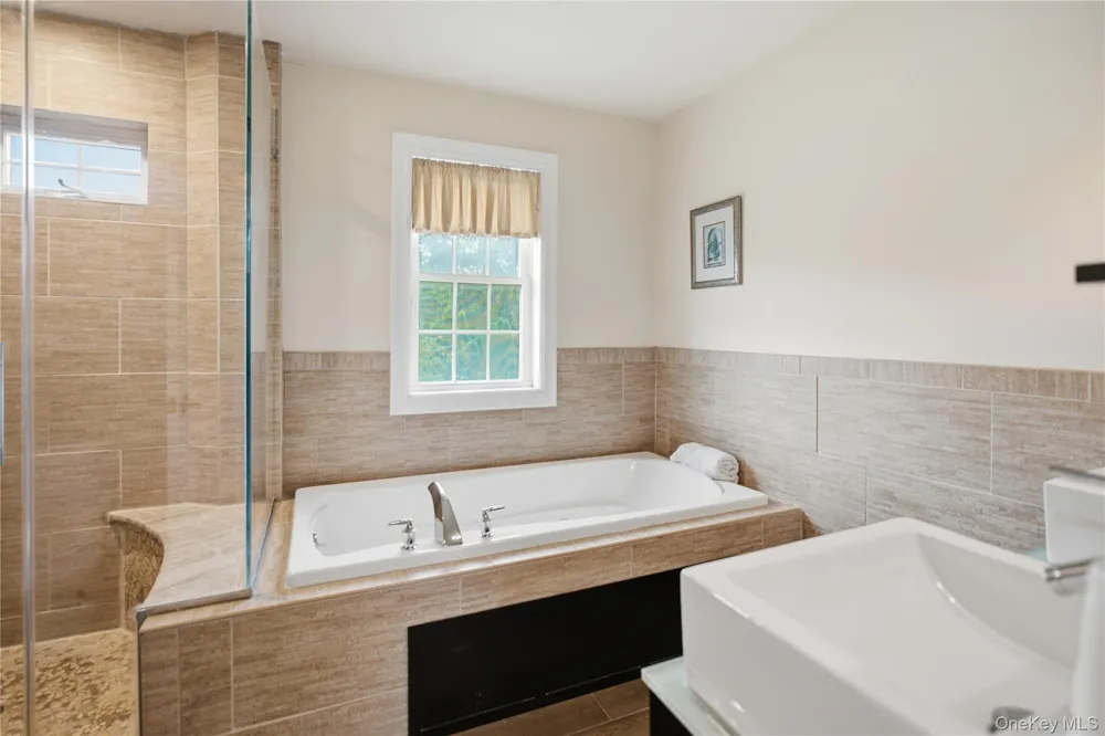 4 Wood Hollow Drive Westhampton, NY 11977