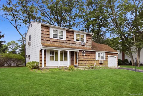 4 Smithtown Crescent