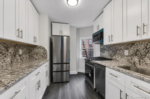 141-12 78th Avenue #3-H