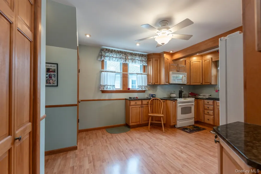 284 Clifton Avenue Kingston, NY 12401