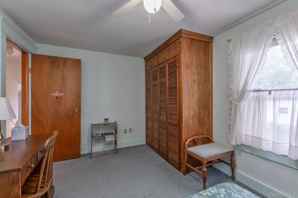 284 Clifton Avenue Kingston, NY 12401