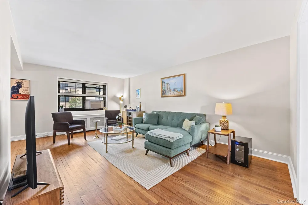 20 Manchester Road #2L Eastchester, NY 10709