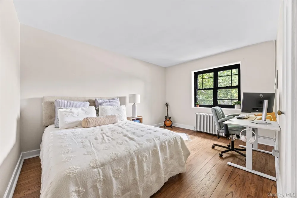 20 Manchester Road #2L Eastchester, NY 10709