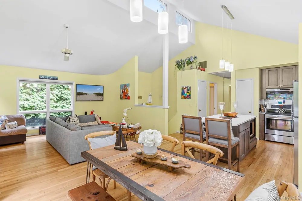 14 Hoover Court Montauk, NY 11954