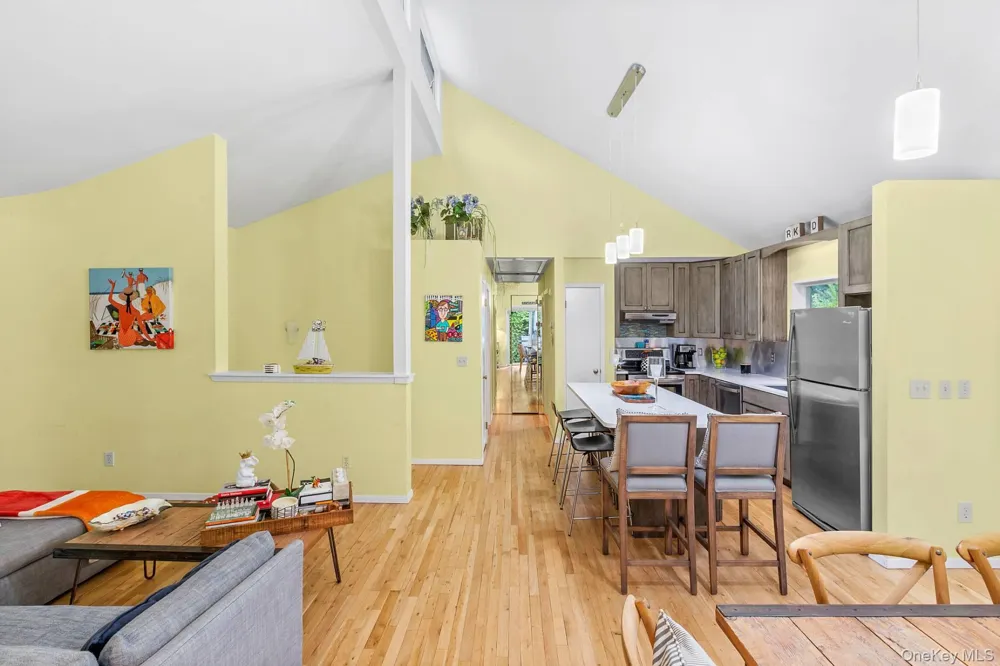 14 Hoover Court Montauk, NY 11954