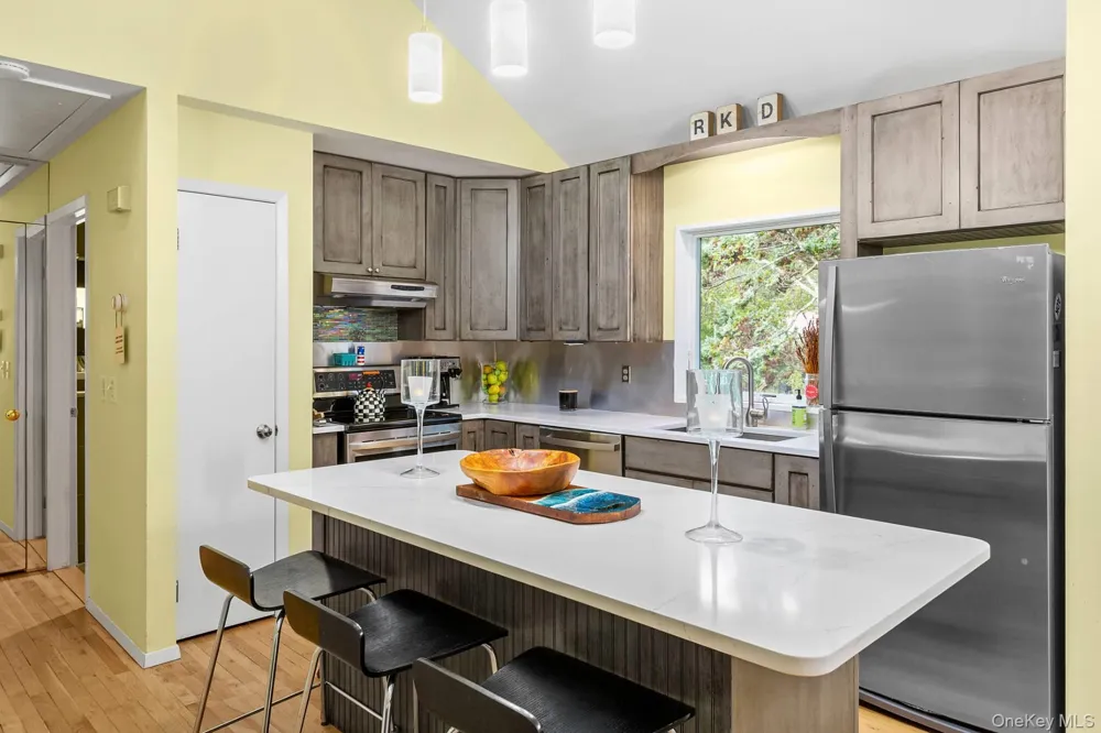 14 Hoover Court Montauk, NY 11954
