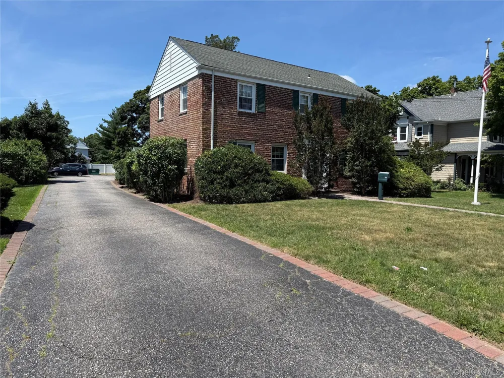 156 Ocean Avenue Patchogue, NY 11772