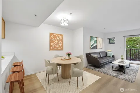 12345 Roosevelt Way NE #306