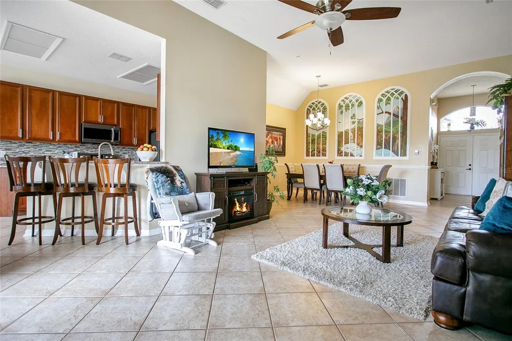 442 HOME GROVE DRIVE Winter Garden, FL 34787