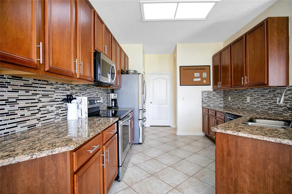 442 HOME GROVE DRIVE Winter Garden, FL 34787