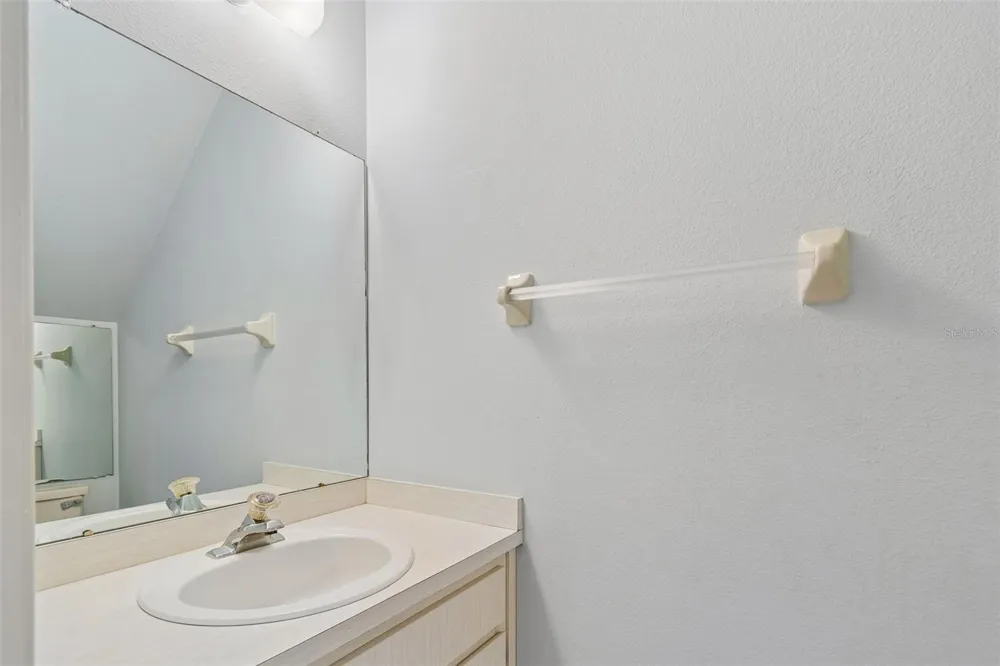 2131 RIDGE ROAD S #99 Largo, FL 33778