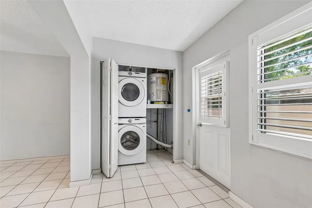 2131 RIDGE ROAD S #99 Largo, FL 33778