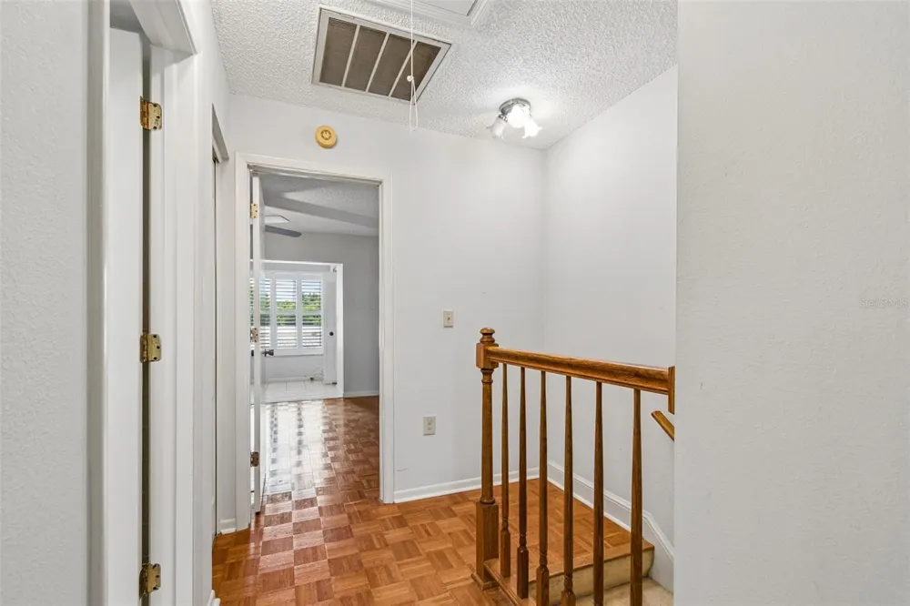 2131 RIDGE ROAD S #99 Largo, FL 33778