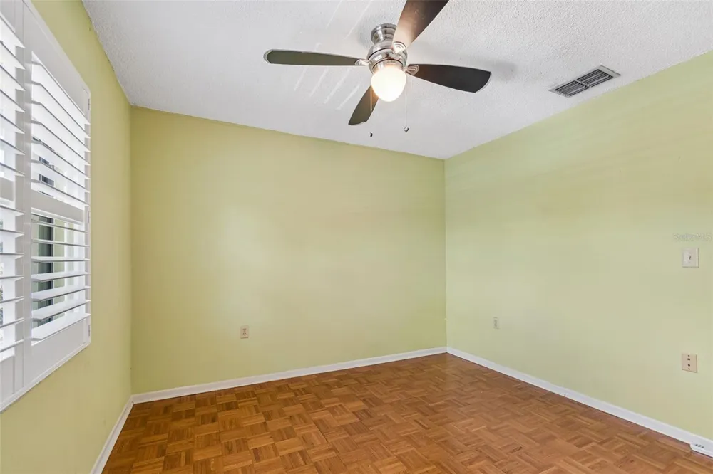 2131 RIDGE ROAD S #99 Largo, FL 33778