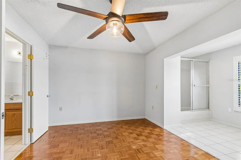 2131 RIDGE ROAD S #99 Largo, FL 33778