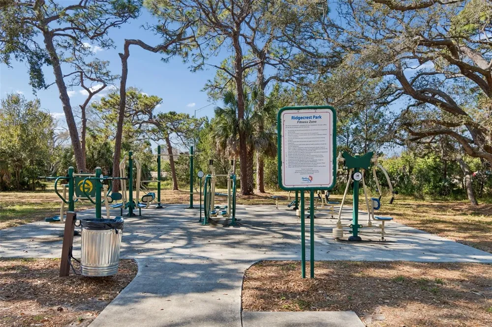 2131 RIDGE ROAD S #99 Largo, FL 33778