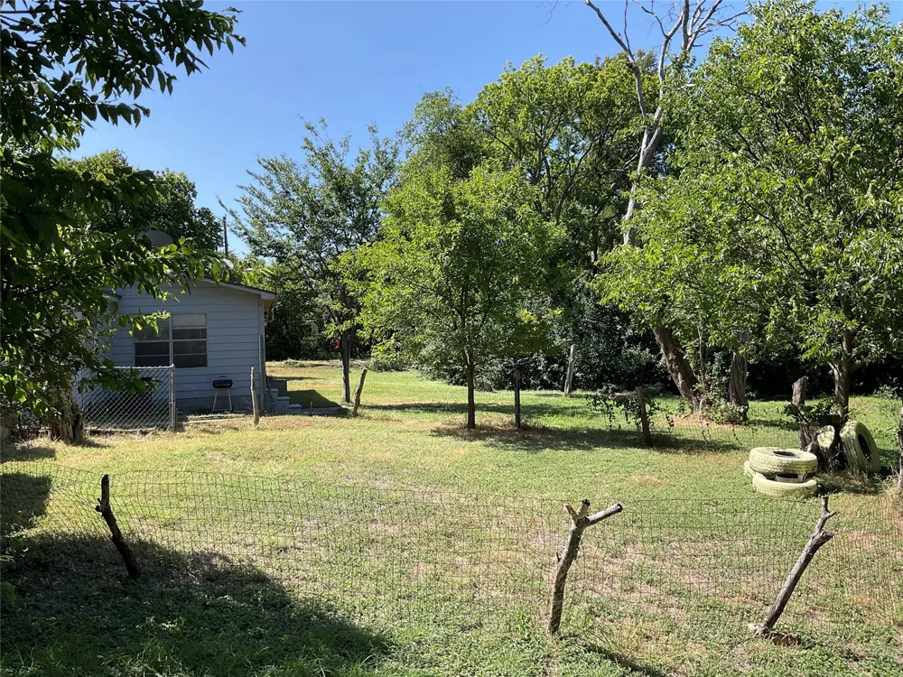 111 Canyon Drive Whitney, TX 76692
