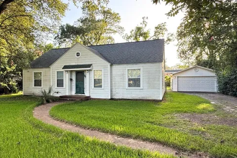 1801 Central Drive