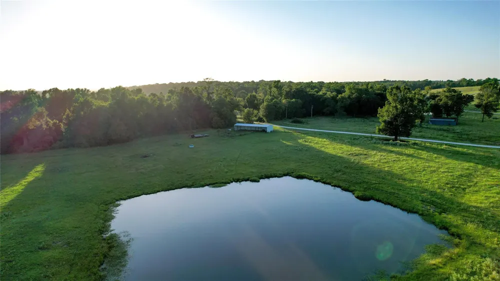 3188 S State Highway 75 Buffalo, TX 75831