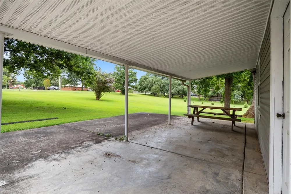166 Parrish Ln Mc Ewen, TN 37101