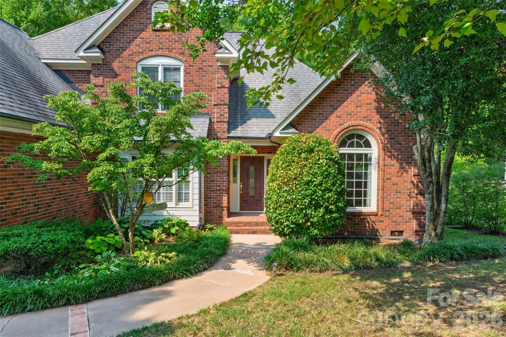 5301 Woodridge Drive Monroe, NC 28110