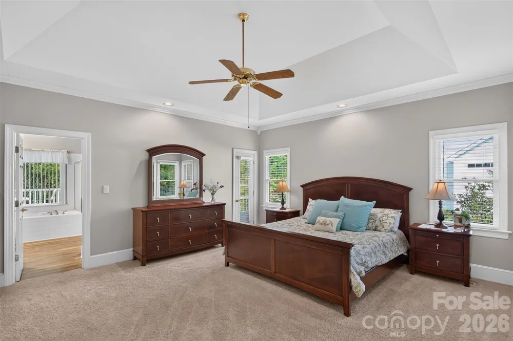 5301 Woodridge Drive Monroe, NC 28110