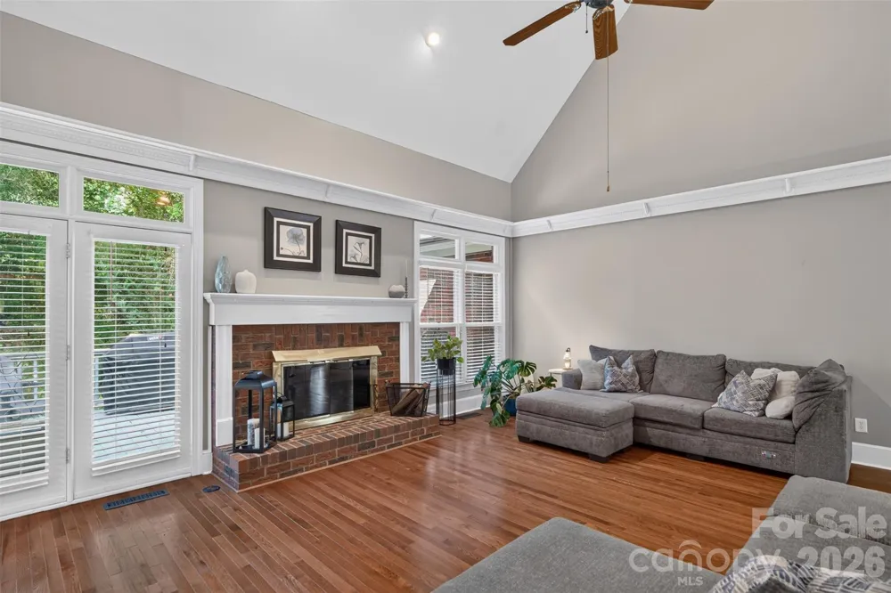 5301 Woodridge Drive Monroe, NC 28110
