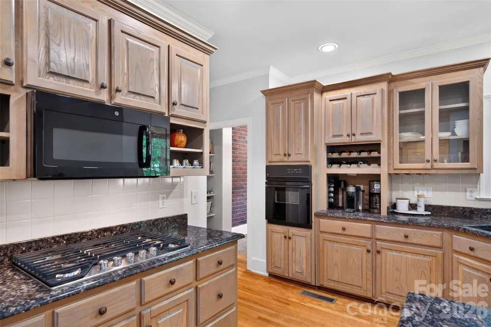 5301 Woodridge Drive Monroe, NC 28110
