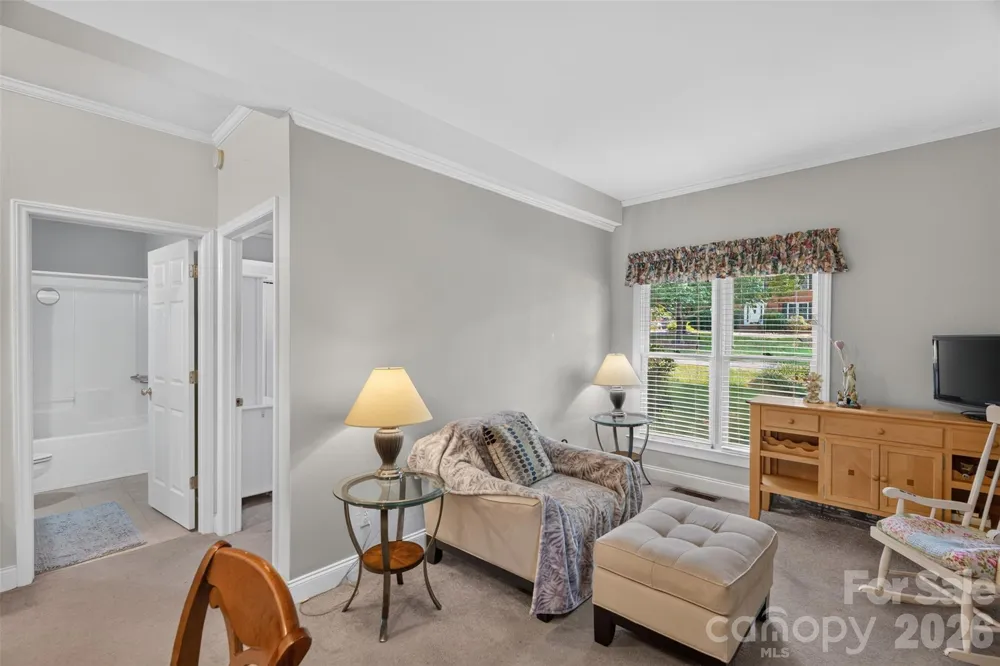 5301 Woodridge Drive Monroe, NC 28110