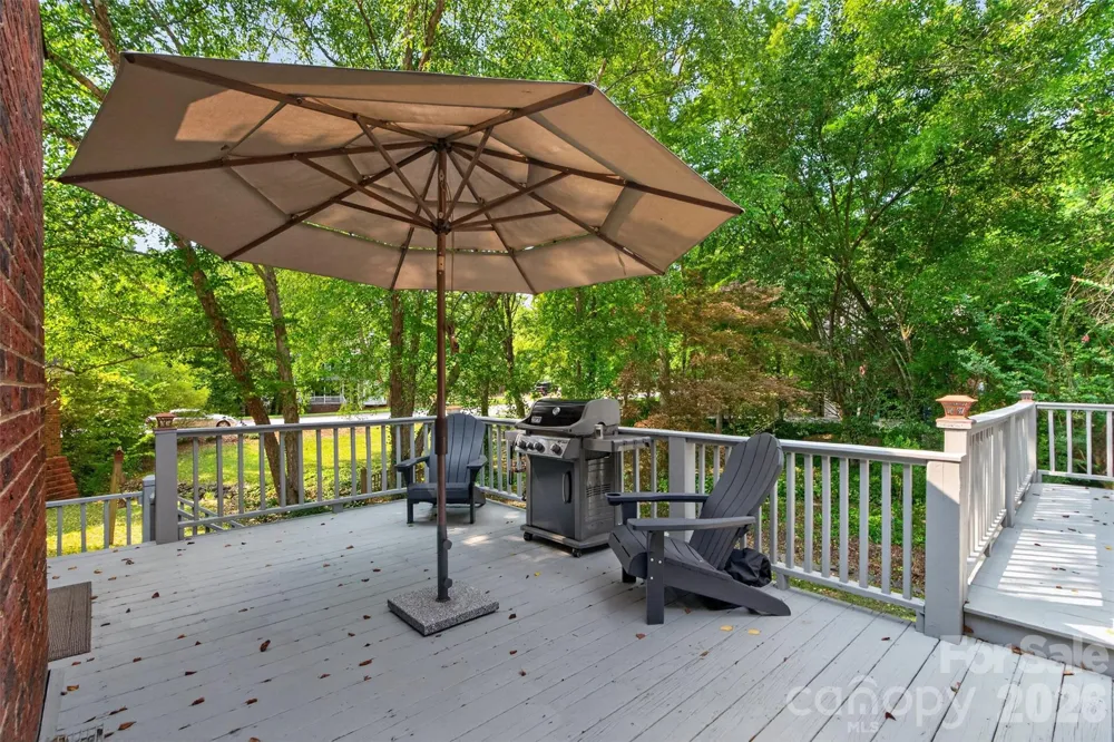 5301 Woodridge Drive Monroe, NC 28110