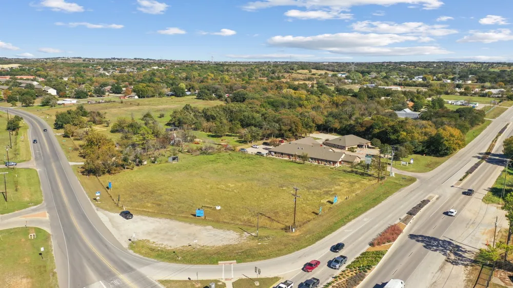 2101 Fort Worth Highway Weatherford, TX 76086