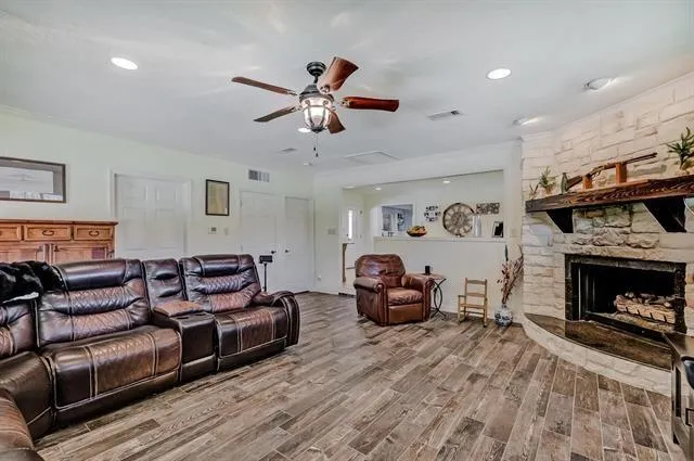 1485 Old Highway 418 Silsbee, TX 77656