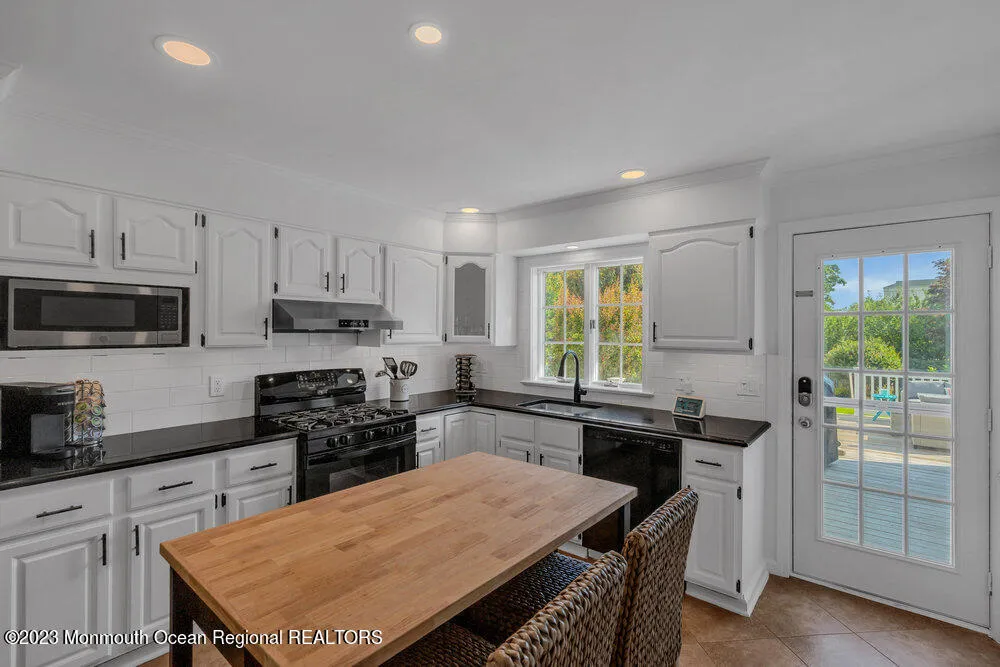 64 Curtis Avenue Manasquan, NJ 08736