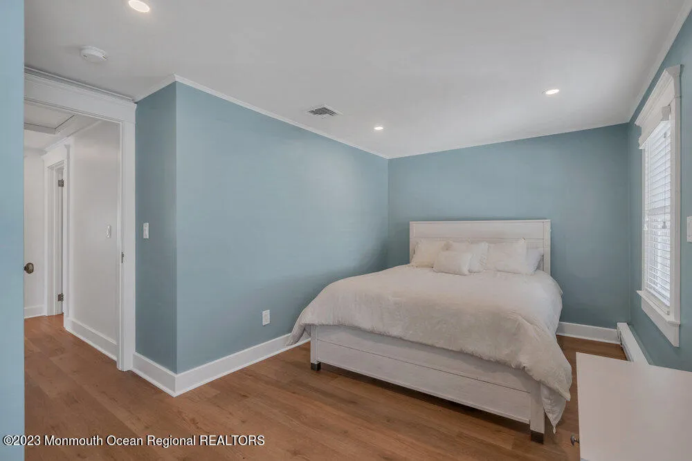 64 Curtis Avenue Manasquan, NJ 08736