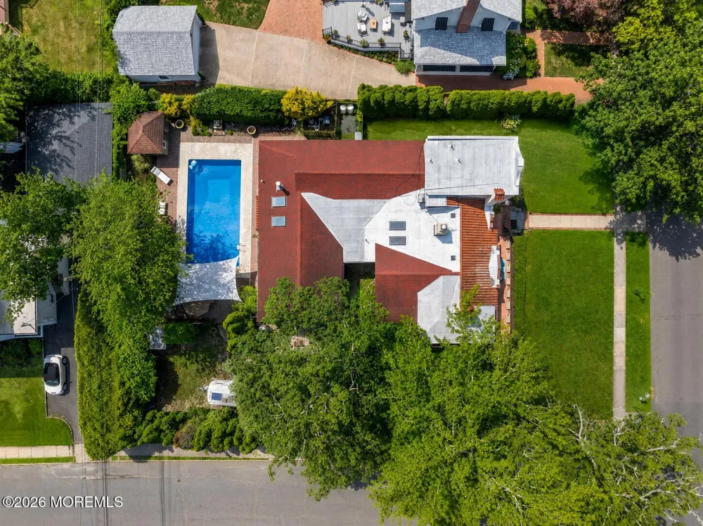 400 Grassmere Avenue Interlaken, NJ 07712