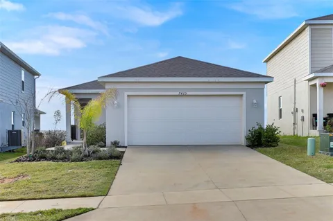 7425 CATANIA LOOP